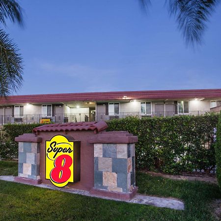 Super 8 By Wyndham Redlands/San Bernardino Motel Luaran gambar