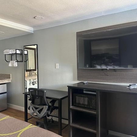 Super 8 By Wyndham Redlands/San Bernardino Motel Luaran gambar