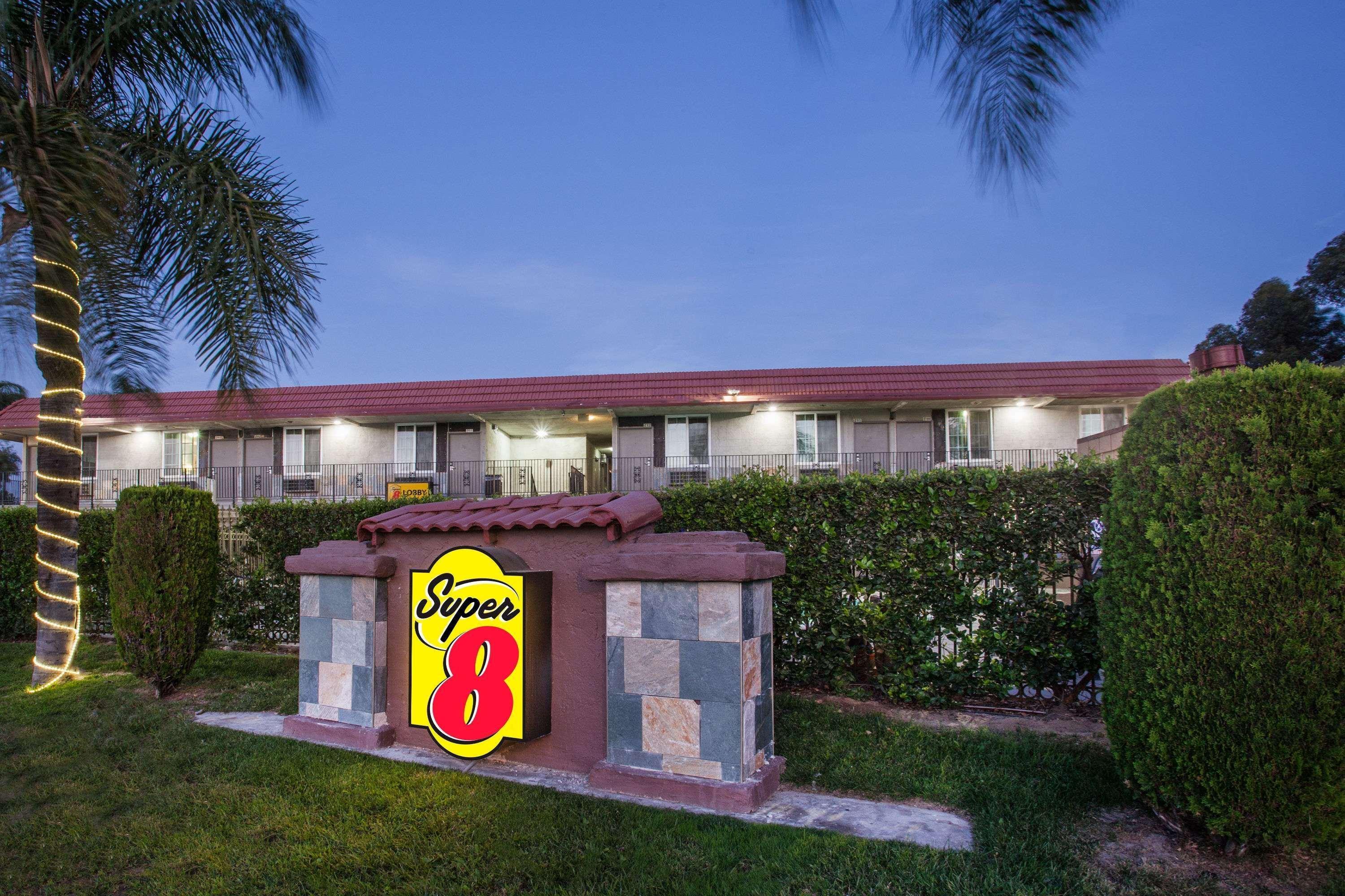 Super 8 By Wyndham Redlands/San Bernardino Motel Luaran gambar