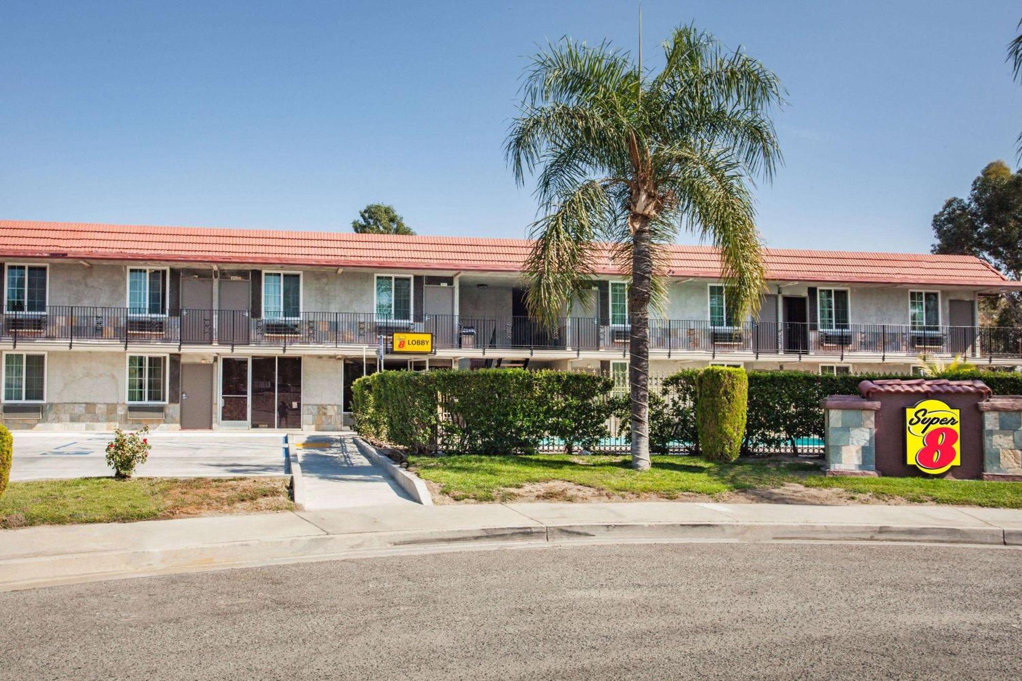 Super 8 By Wyndham Redlands/San Bernardino Motel Luaran gambar
