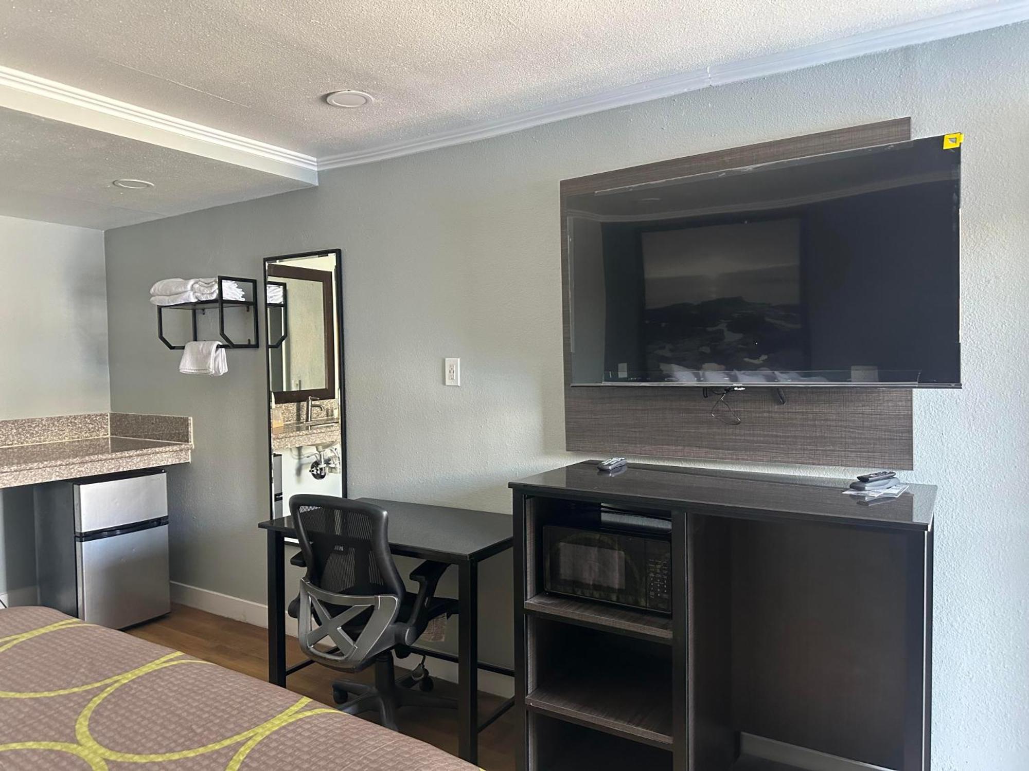 Super 8 By Wyndham Redlands/San Bernardino Motel Luaran gambar