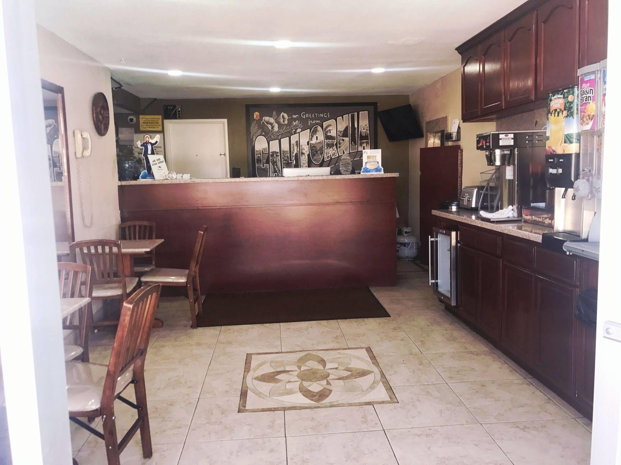 Super 8 By Wyndham Redlands/San Bernardino Motel Luaran gambar